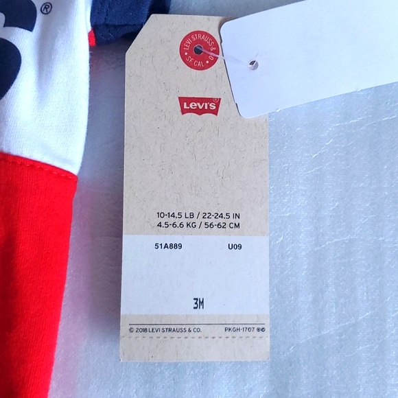 Levi's Infant Bodysuit - Picture 5 of 5